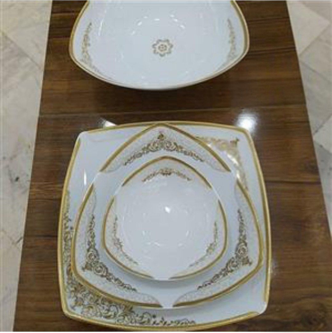 سرویس چینی پردیس ۳۰ پارچه طرح دنیای طلا